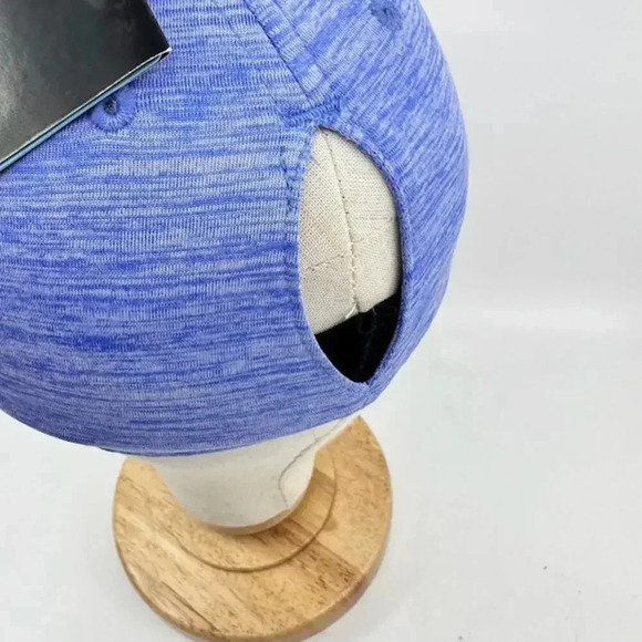 NEW Nike Featherlite Dri-Fit Swoosh Cap Ponytail Holder Stretch Blue Girls 4/6X - Picture 6 of 8